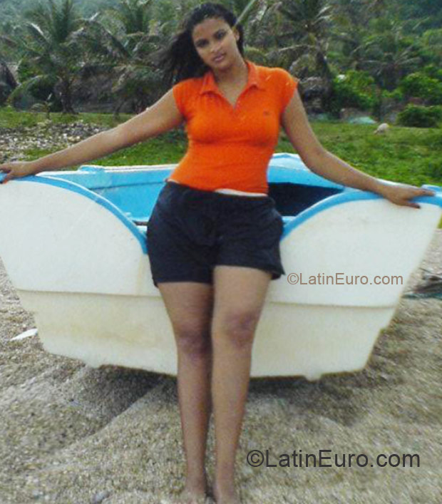 Date this cute Dominican Republic girl JatnaF from Santo Domingo DO10689
