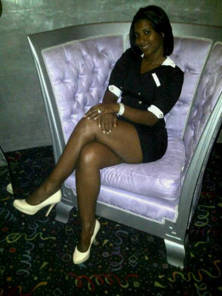 Date this nice looking Dominican Republic girl Dolfi from Santo Domingo DO10699