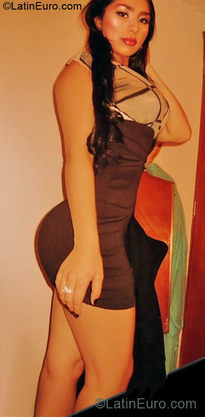 Date this stunning Colombia girl Sofia from Bogota CO9788