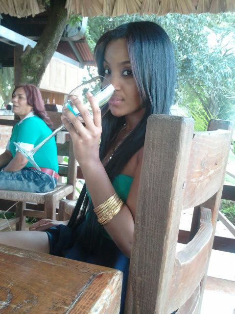 Date this good-looking Dominican Republic girl Isvelsy from Santiago DO10704