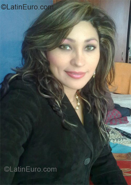 Date this pretty Colombia girl Diana from Bogota CO9823