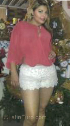 Date this hot Colombia girl MARHAH from Barranquilla CO9859