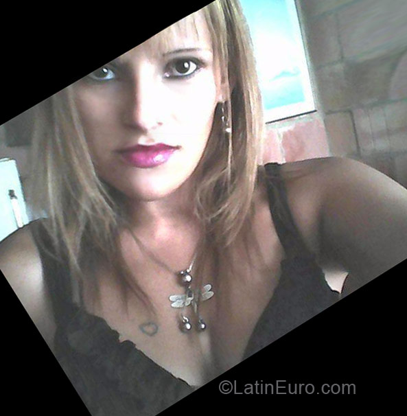 Date this cute Colombia girl JOHANNAB from Bogota CO9884