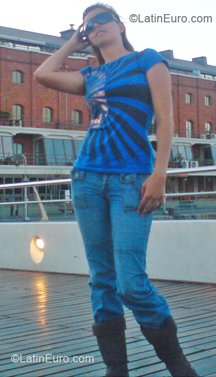 Date this athletic Colombia girl Teresa from Pereira CO9893