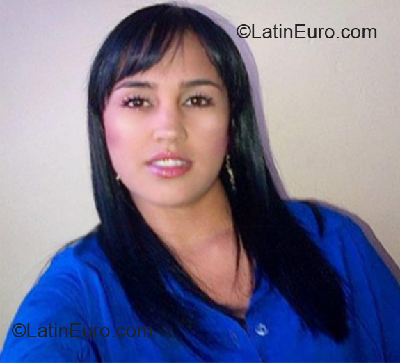Date this athletic Colombia girl Maira from Medellin CO9899