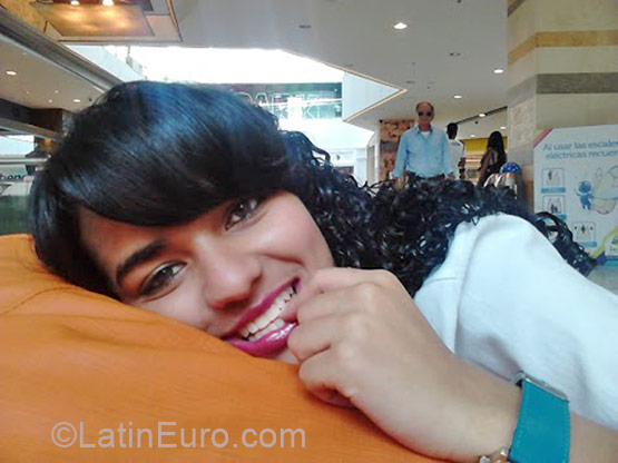 Date this foxy Colombia girl Fher from Medellin CO9991