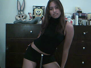 Date this sensual Dominican Republic girl Ercilia from Santo Domingo DO10854