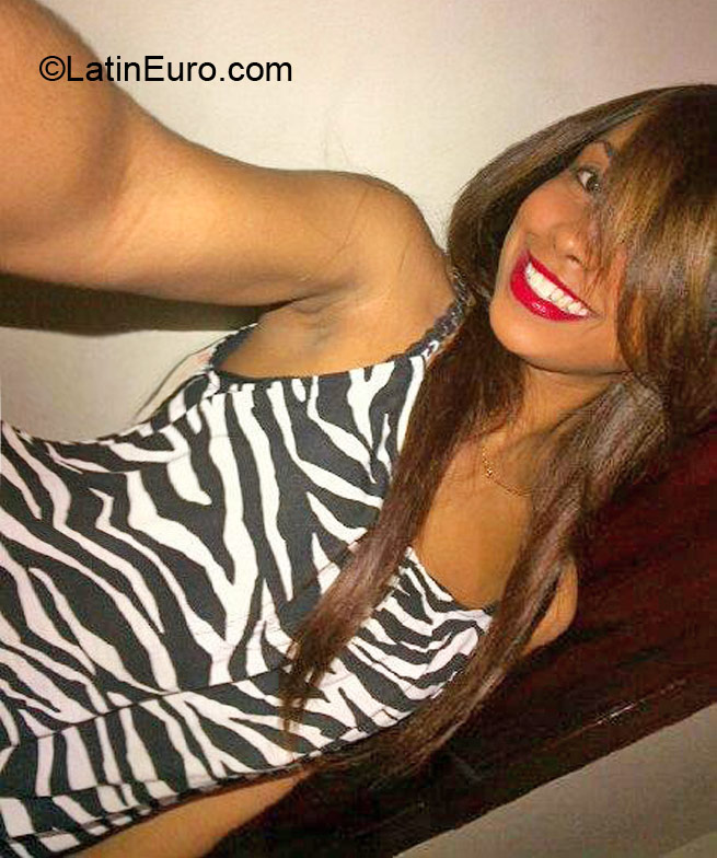 Date this stunning Dominican Republic girl Liliana from Puerto Plata DO11940