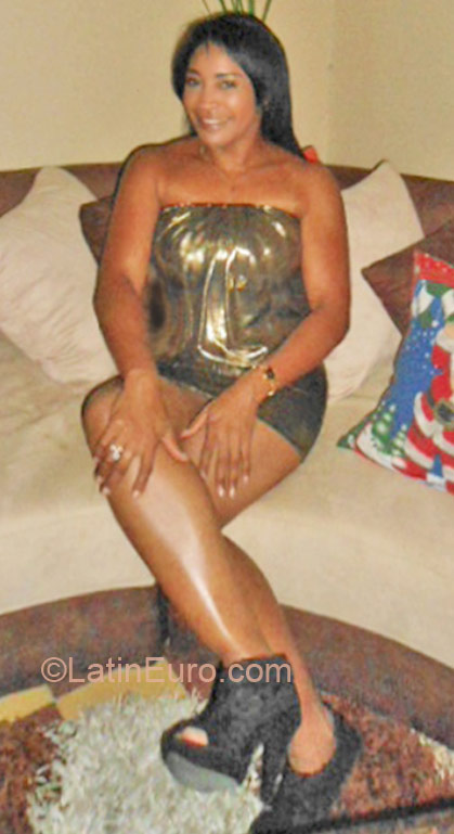Date this hard body Colombia girl Maritza from Barranquilla CO10104