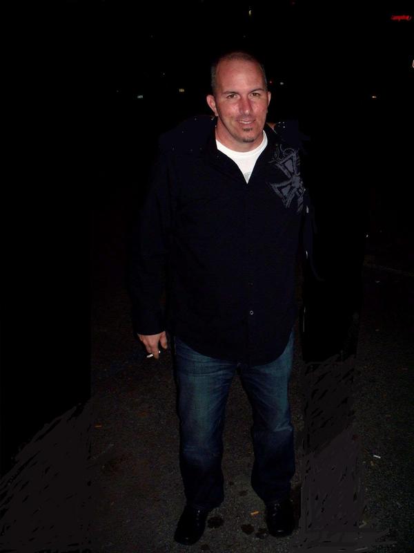 Date this fun United States man JBrennan from Scranton US12861
