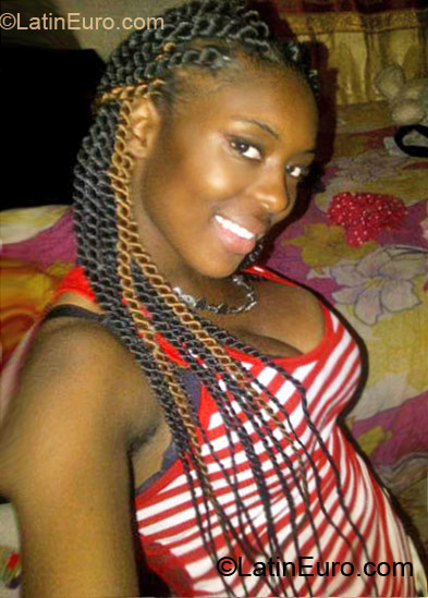 Date this tall Jamaica girl Ashley from Montego Bay JM525