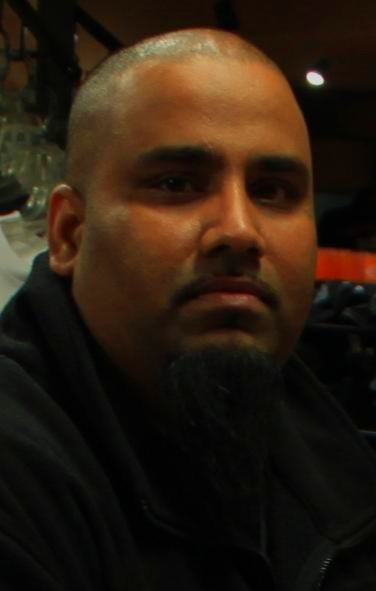 Date this nice looking Canada man Lovumo from Toronto CA507