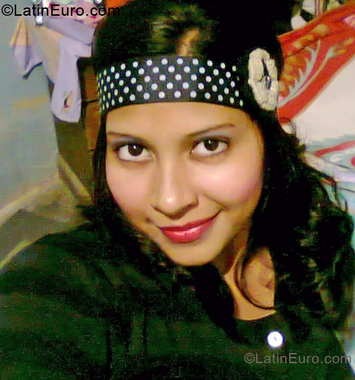 Date this hot Honduras girl Sindy from Puerto Cortes HN676