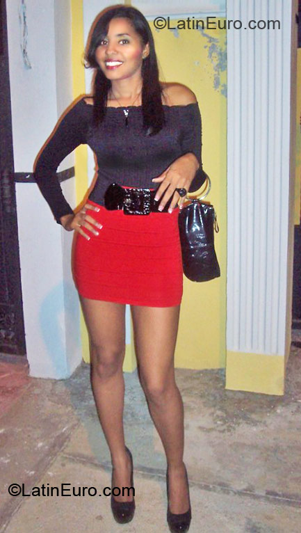 Date this pretty Czech Republic man Zuleyka from Santo Domingo DO11614