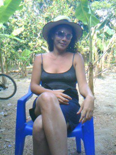 Date this hot Honduras girl Claudia cecilia from La Ceiba HN669