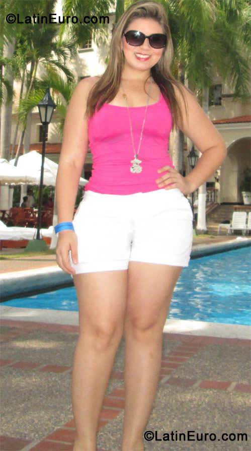 Date this charming Colombia girl Margarita from Barranquilla CO10456