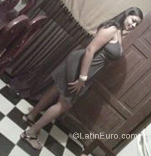 Date this pretty Dominican Republic girl Uvileni from Puerto Plata DO11290