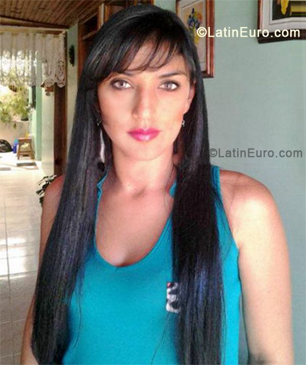 Date this happy Colombia girl Sandra from Pereira CO10648