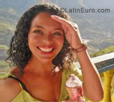 Date this athletic Colombia girl Martha from Bogota CO10553