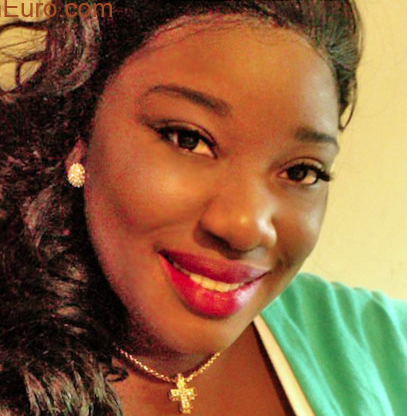 Date this lovely United States girl Lil from Queens US13158