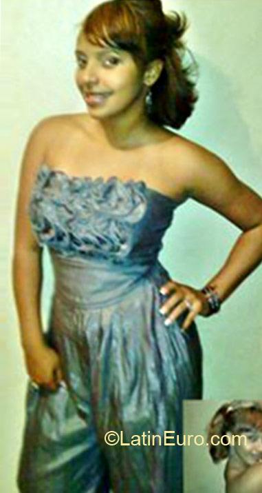 Date this cute Dominican Republic girl Kilsy from Santiago DO11588