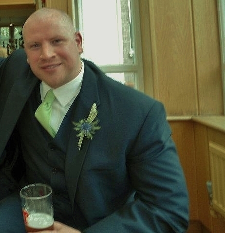 Date this athletic United Kingdom man Hugscureeveryth from Belfast GB667