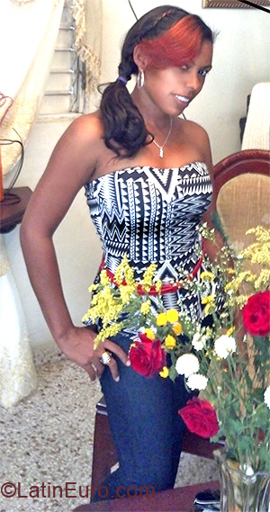 Date this cute Dominican Republic girl Miriam from Santo Domingo DO11794