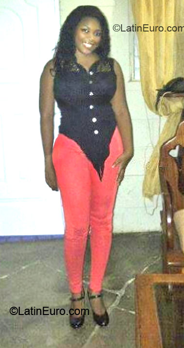 Date this tall Dominican Republic girl Norielis from Santo Domingo DO18882