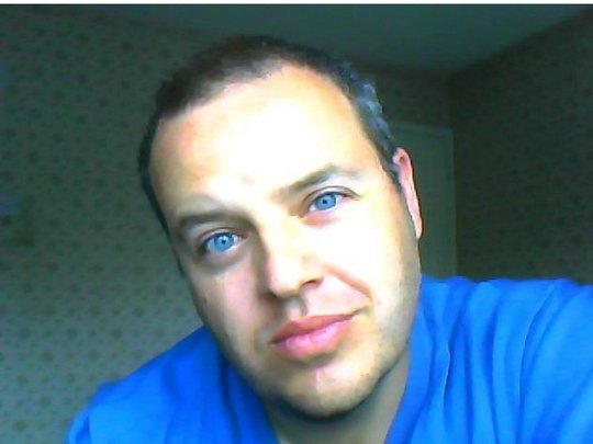 Date this georgeous United Kingdom man Englishman5 from London GB673