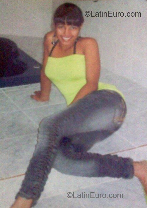 Date this georgeous Dominican Republic girl Berenice from Higuey DO11876