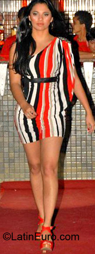 Date this fun Brazil girl Ludmila from Governador valadares BR7841