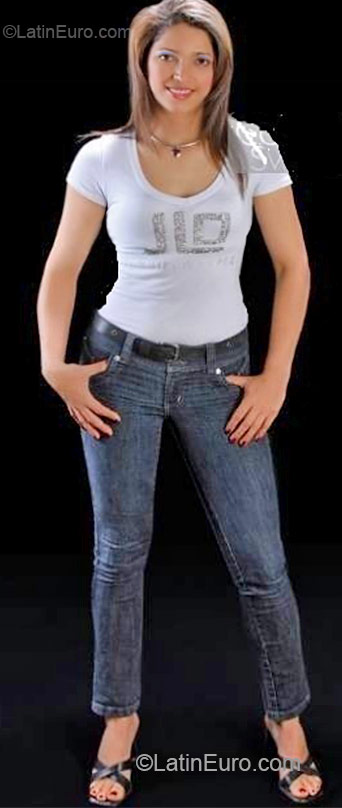 Date this hard body Colombia girl Dora from Medellin CO17615