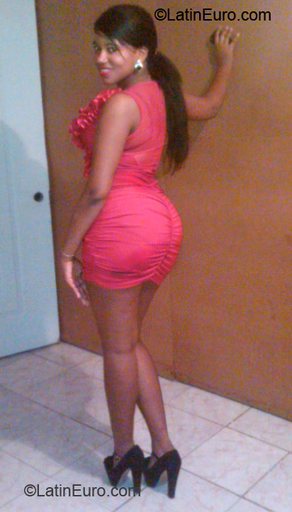 Date this tall Dominican Republic girl Massiel from Republica Dominicana DO11956