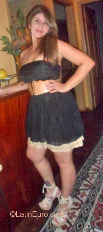 Date this delightful Brazil girl Lora from Teofilo Otoni BR7020