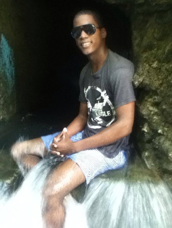 Date this lovely Dominican Republic man Manauri guillen from Santo Domingo DO12149