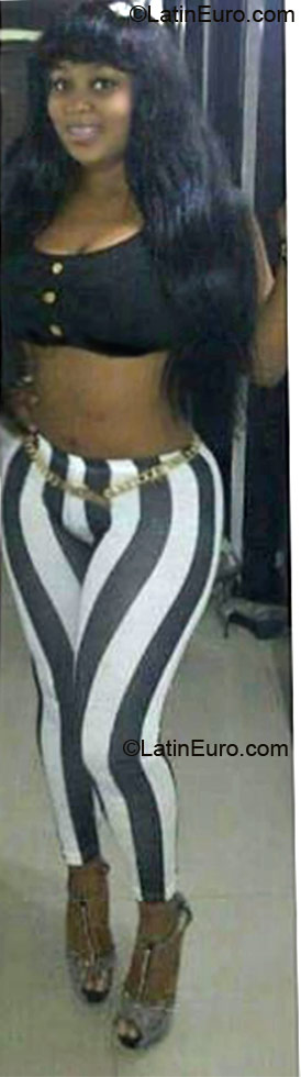 Date this charming Colombia girl Claudia from Cali CO11278