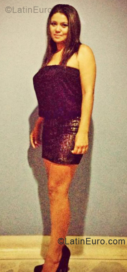 Date this hard body Colombia girl Diana from Neiva CO11343