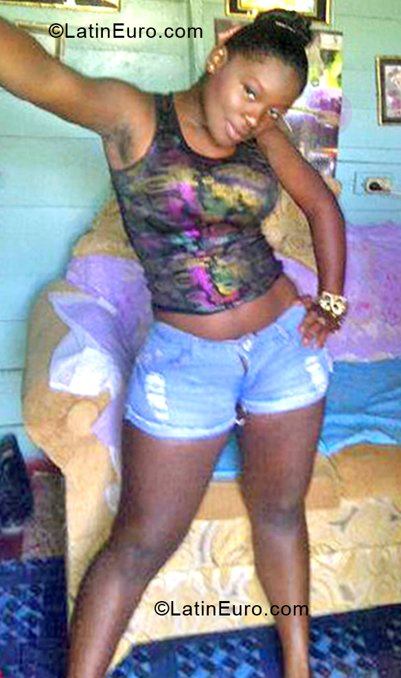 Date this attractive Jamaica girl Annakay from Montego Bay JM756