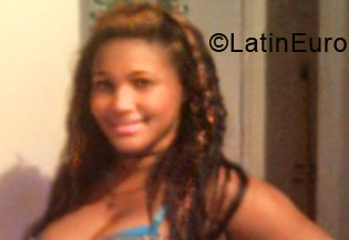 Date this voluptuous Dominican Republic girl Angela from Santiago DO14285