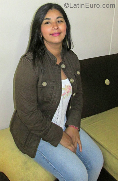 Date this funny Colombia girl Ruby from Medellin CO11446