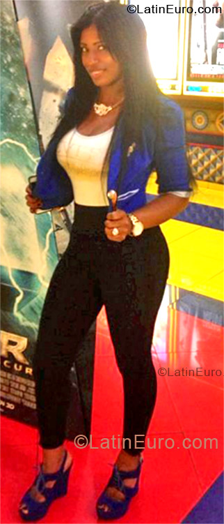 Date this exotic Dominican Republic girl Cindi from Santo Domingo DO12758