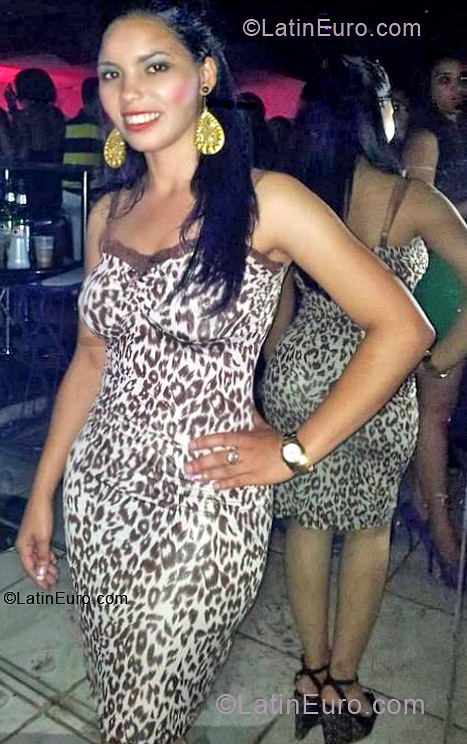 Date this charming Dominican Republic girl Ana from Santo Domingo DO12759