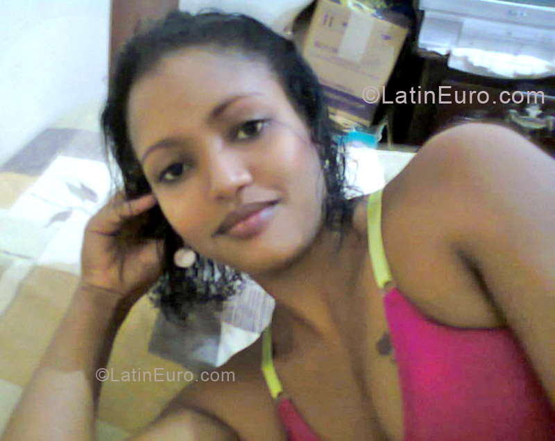 Date this voluptuous Dominican Republic girl Gaby0583 from Santiago DO12887