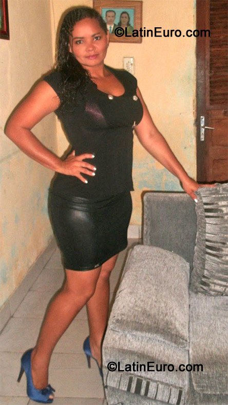 Date this pretty Brazil girl Eliniuza from Natal BR7205