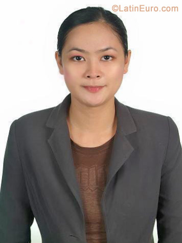 Date this beautiful Philippines girl Cecil from Manila PH523