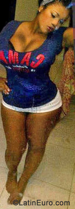 Date this hot Dominican Republic girl Jairan from Santo Domingo DO21279