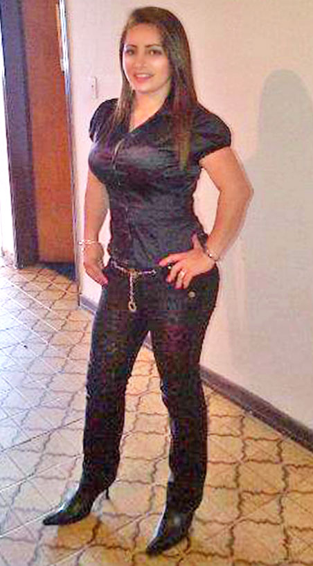 Date this exotic Colombia girl JULIE CUADRADO from Bogota CO11820