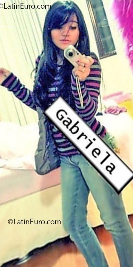 Date this athletic Brazil girl Sutton Gaby from Goiania BR7319
