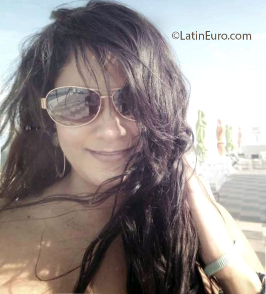 Date this young Colombia girl Mar&Atilde;&shy;a from Valledupar CO11850