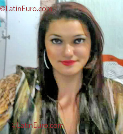 Date this sultry Brazil girl Sueli from Itai BR7463